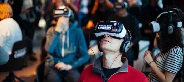 Virtual Reality in Entertainment; Examples of VR in Entertainment Virtual Reality in Entertainment; Examples of VR in Entertainment